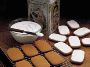 Old-Fashioned Molasses Cookies